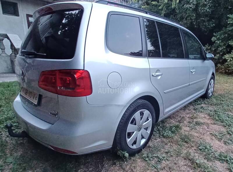 Volkswagen Touran 