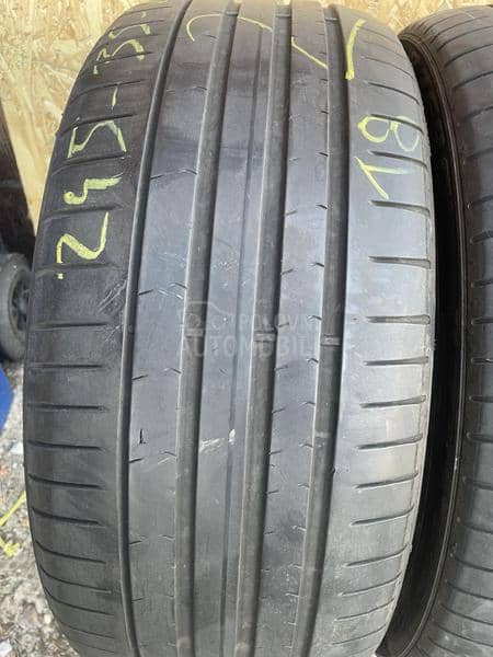 Pirelli 245/35 R20 Letnja