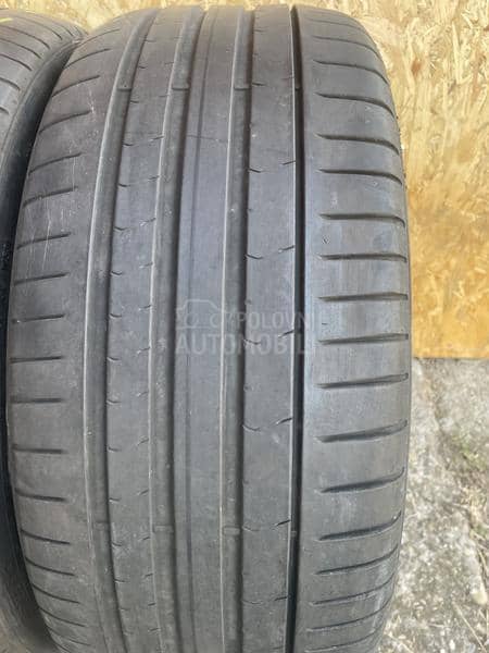 Pirelli 245/35 R20 Letnja