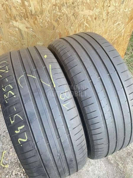 Pirelli 245/35 R20 Letnja