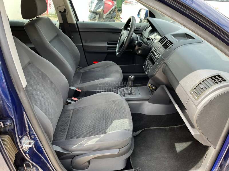 Volkswagen Polo Nov