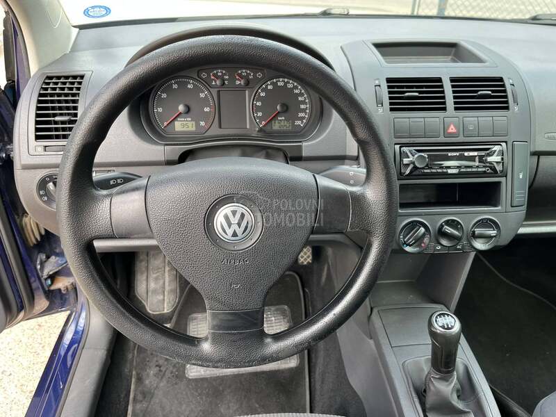 Volkswagen Polo Nov