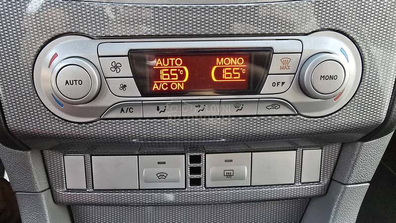 Ford Focus 1.8 B  Ful