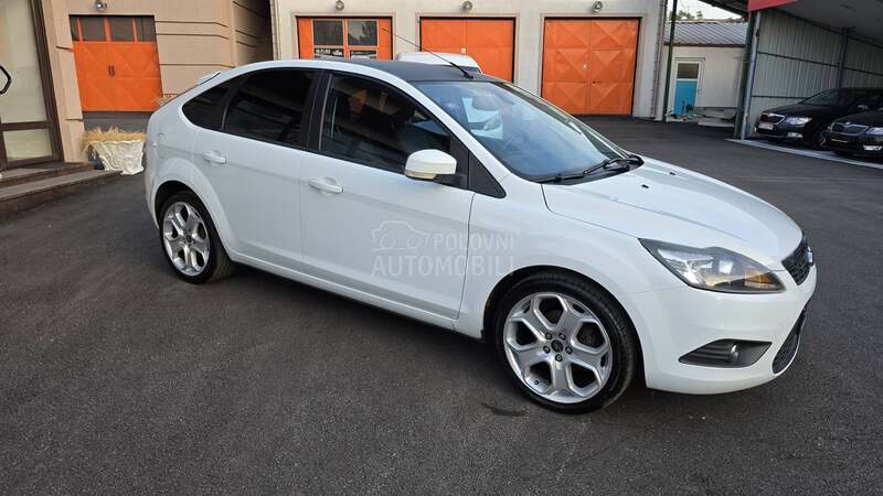 Ford Focus 1.8 B  Ful