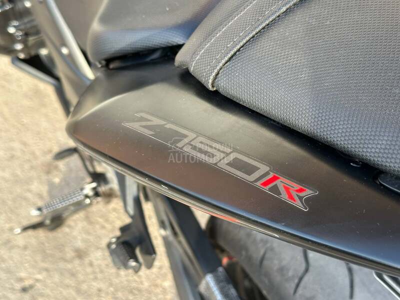 Kawasaki z750r