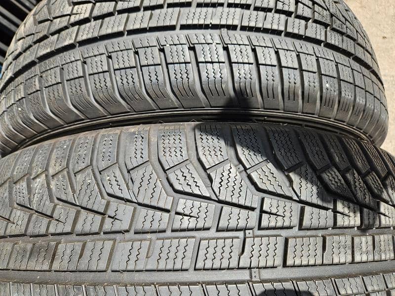 Hankook 215/65 R17 Sve sezone