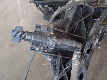 PRSKALICA ZA FAROVE za BMW Serija 5