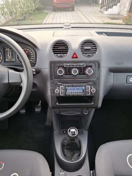 Volkswagen Caddy MAXI 7 SED