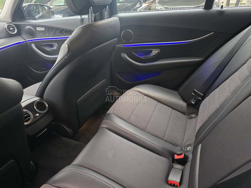 Mercedes Benz E 200 AVANTGARDE