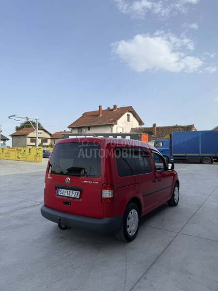 Volkswagen Caddy LIFE 2.0 7 SEDIŠTA