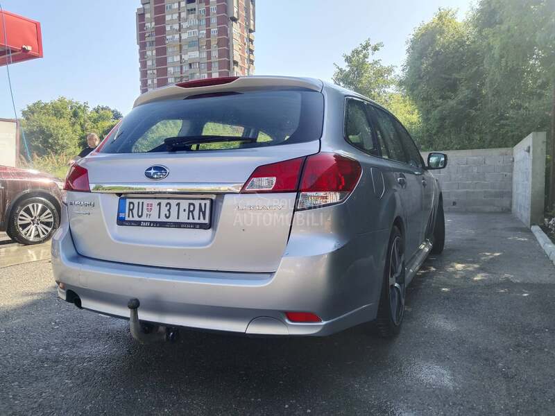 Subaru Legacy 2.0 AWD