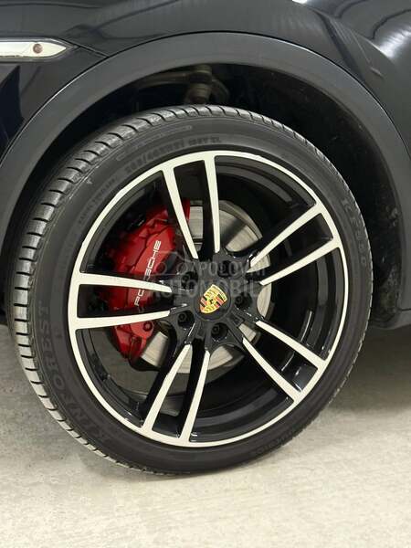 Porsche Cayenne Gts