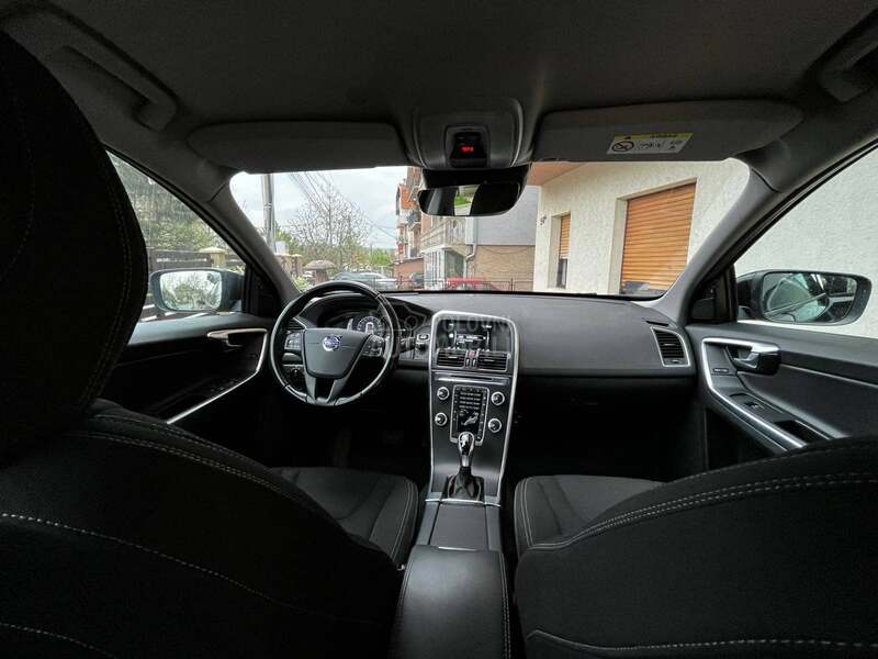 Volvo XC60 summum biznis