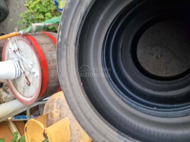 Pirelli 265/40 R20 Letnja