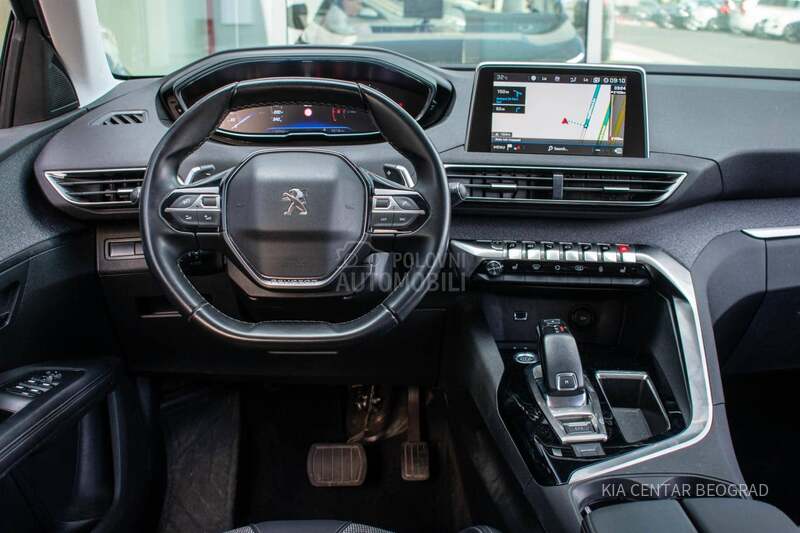 Peugeot 5008 1.5 HDI ALLURE A/T