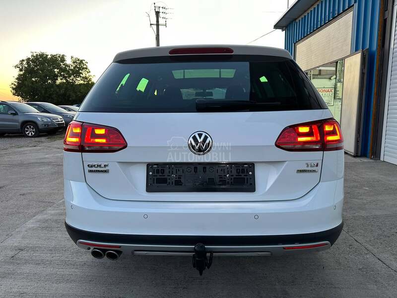 Volkswagen Golf 7 Alltrack 1.6 TDI 4x4
