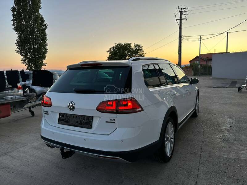Volkswagen Golf 7 Alltrack 1.6 TDI 4x4
