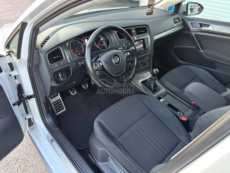 Volkswagen Golf 7 Alltrack 1.6 TDI 4x4