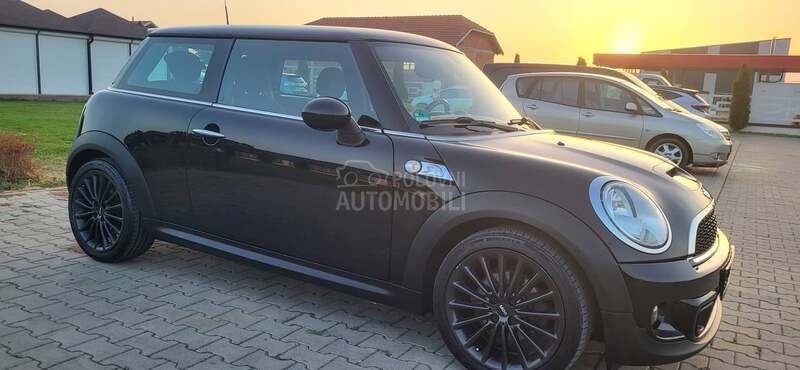 MINI Cooper S 2 0 SD