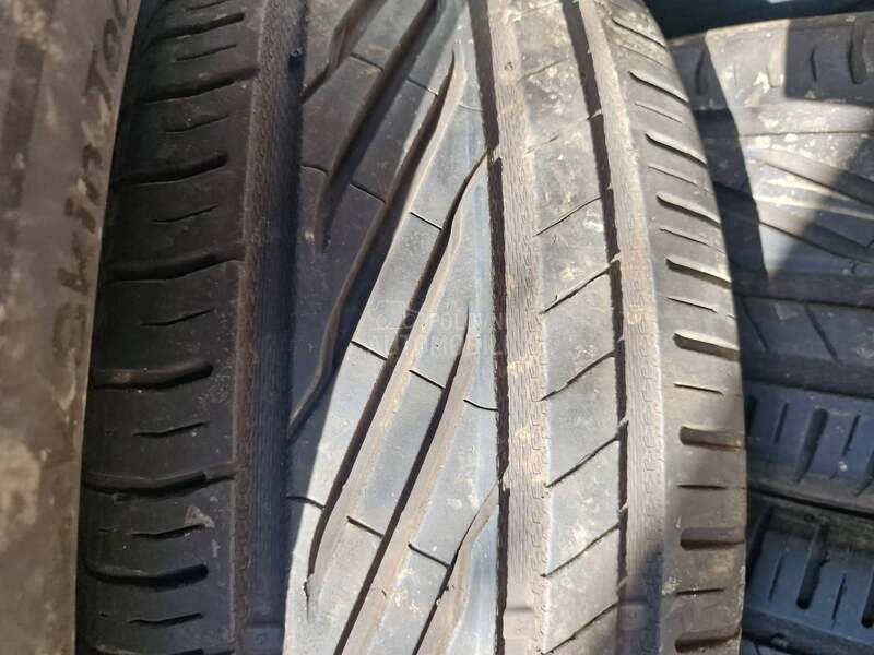 Uniroyal 235/55 R19 Letnja