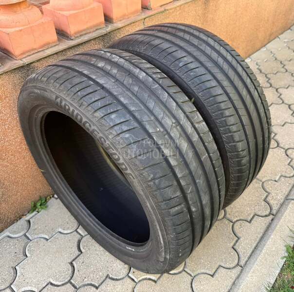 Bridgestone 245/45 R18 Letnja