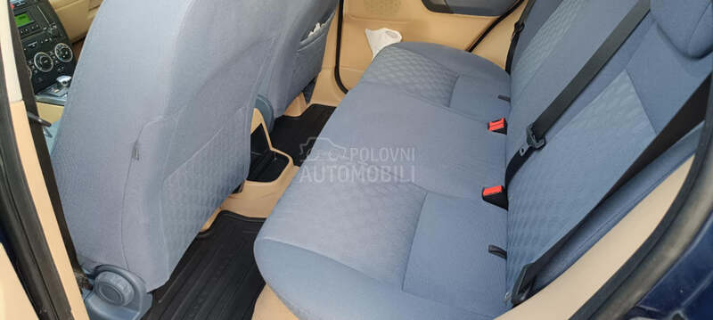 Land Rover Freelander STD4