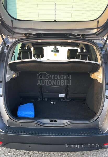 Renault Scenic 1.5 DCI
