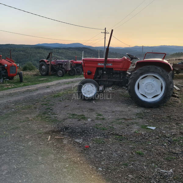 Universal 445