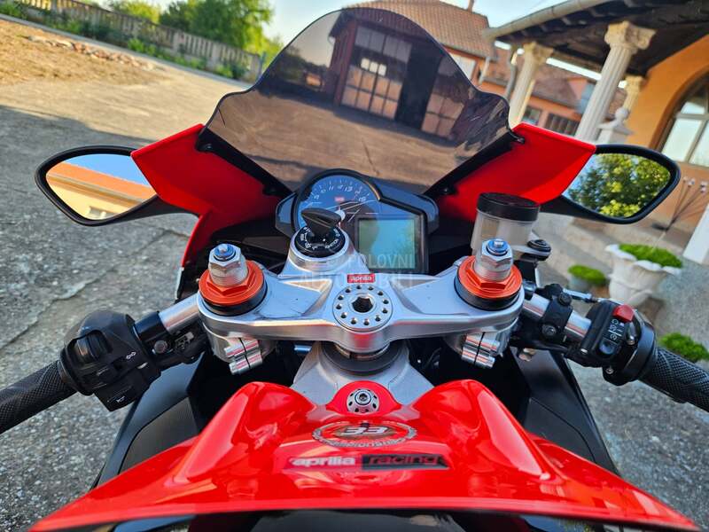 Aprilia RSV4