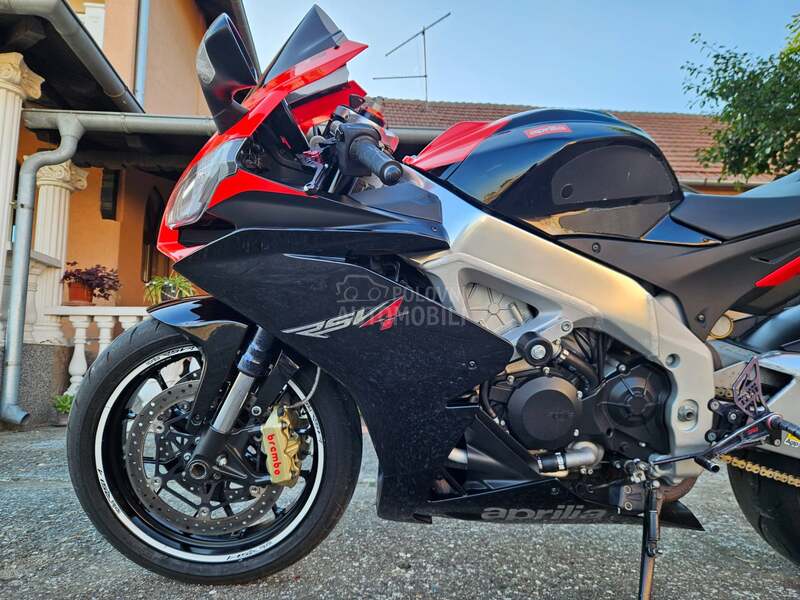 Aprilia RSV4