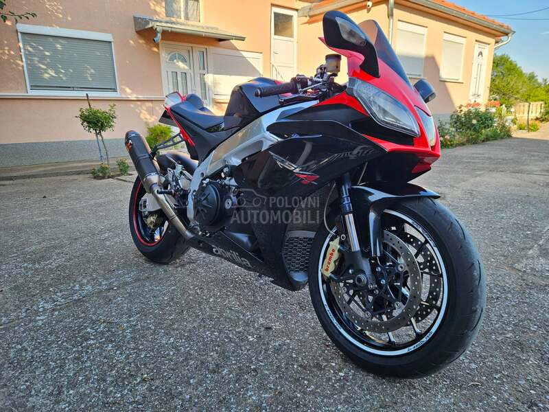 Aprilia RSV4