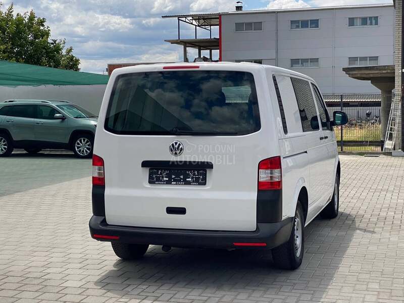 Volkswagen Transporter T5 2.0 TDI