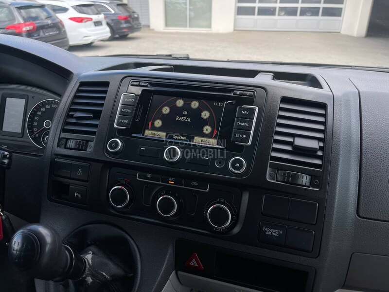 Volkswagen Transporter T5 2.0 TDI
