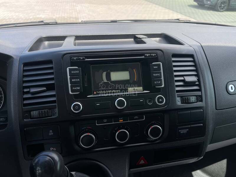 Volkswagen Transporter T5 2.0 TDI