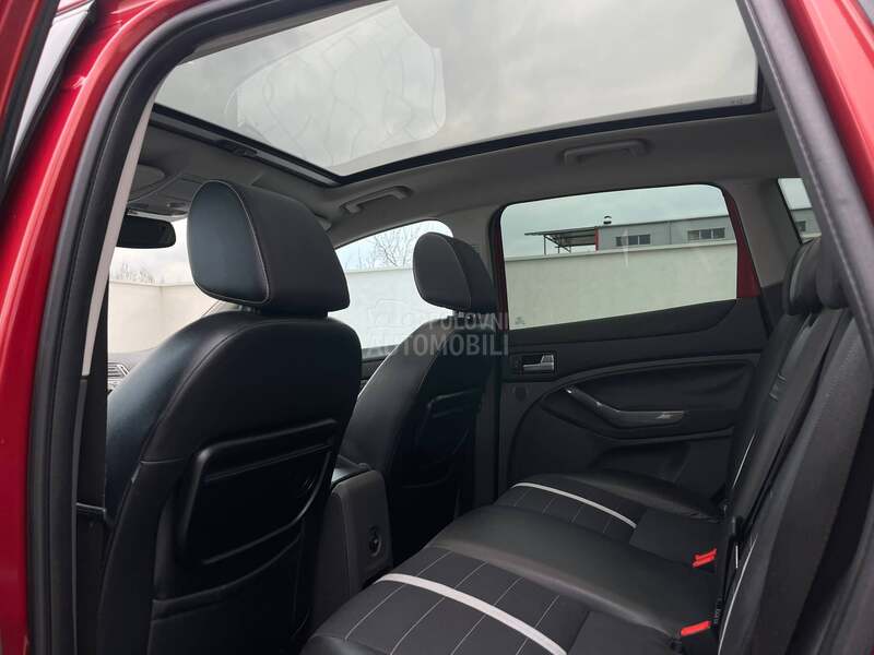 Ford Kuga 2.0 TDCI 4x4 CH