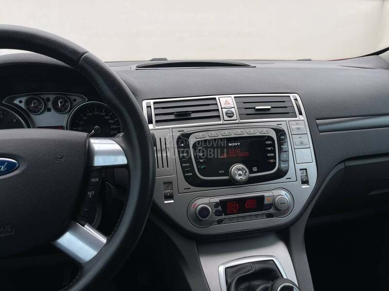 Ford Kuga 2.0 TDCI 4x4 CH