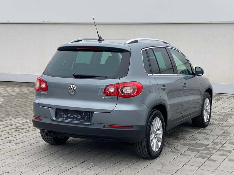 Volkswagen Tiguan 2.0TDI 4x4 DSG CH