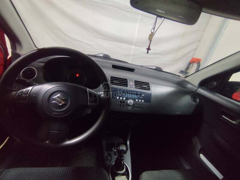 Suzuki Swift 1.3 16V