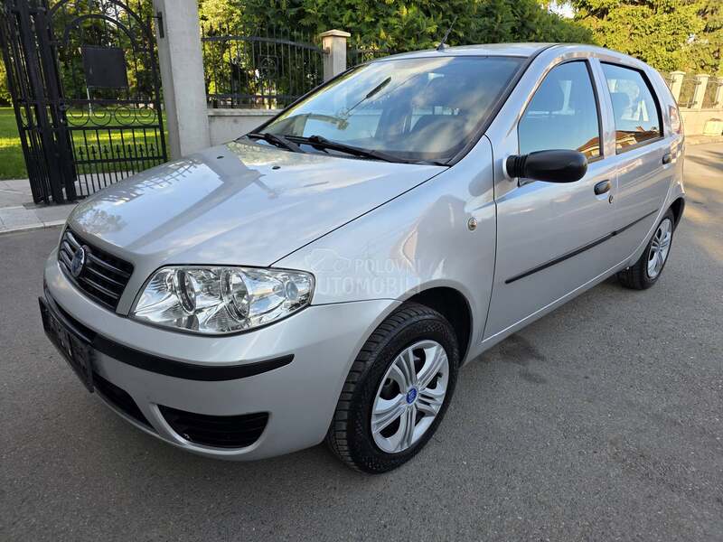 Fiat Punto BUKVALNO NOV