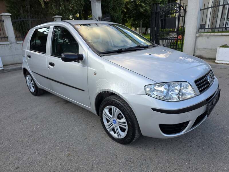 Fiat Punto BUKVALNO NOV