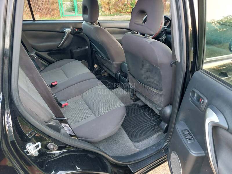 Toyota RAV 4 2.0d d4d