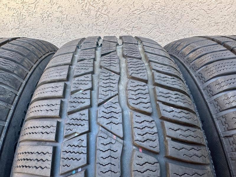 Continental 215/60 R16 Zimska