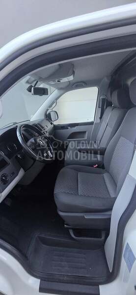 Volkswagen Transporter T5 2.0 TDI RESTYLING TOP
