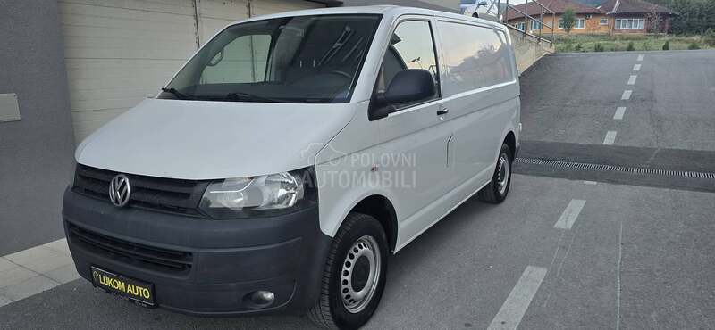 Volkswagen Transporter T5 2.0 TDI RESTYLING TOP