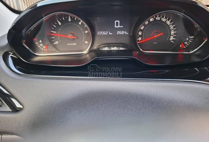 Peugeot 208 1,6 e-HDI Peugeot 208 1,6 e-HDI