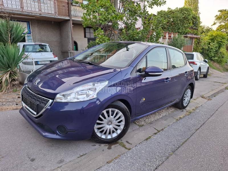 Peugeot 208 1,6 e-HDI Peugeot 208 1,6 e-HDI