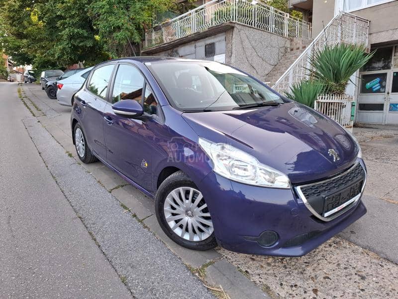 Peugeot 208 1,6 e-HDI Peugeot 208 1,6 e-HDI