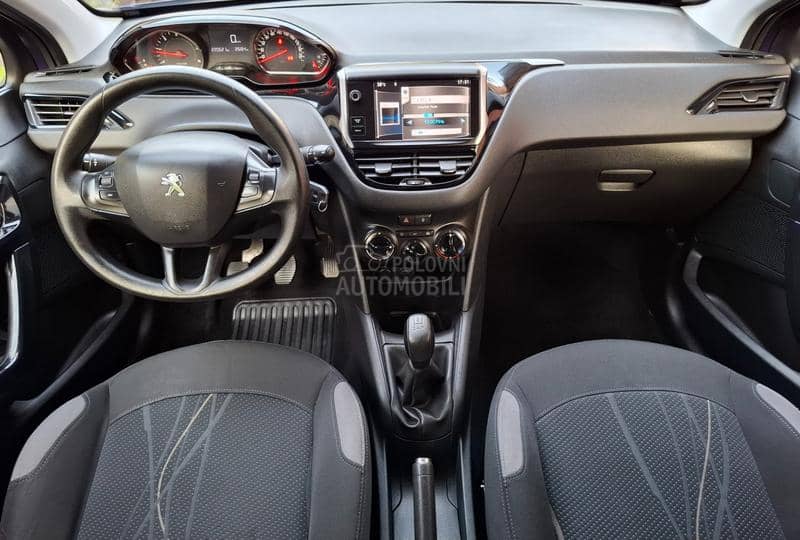 Peugeot 208 1,6 e-HDI Peugeot 208 1,6 e-HDI