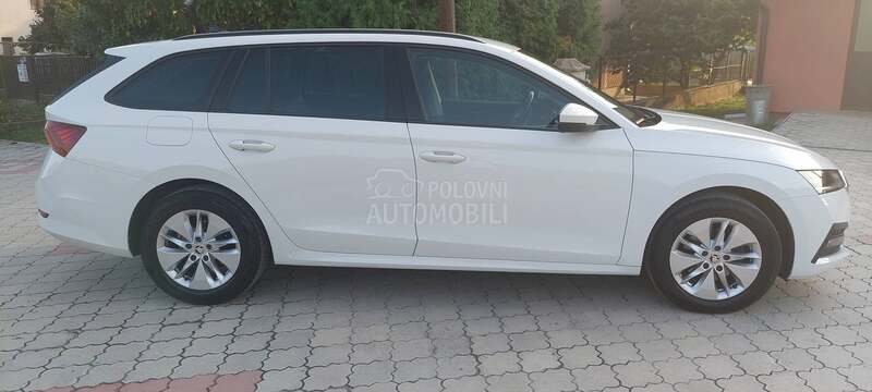 Škoda Octavia 2.0 tdi DSG/LED/KAM
