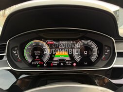 Audi A8 Long 60e-Hybrid 4x4 slika 32